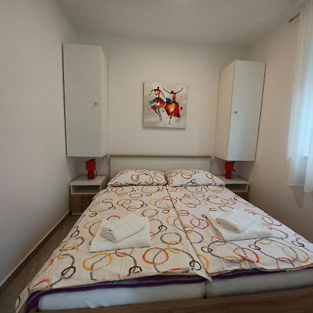 Apartments Leon 1 Novigrad Istria Εξωτερικό φωτογραφία